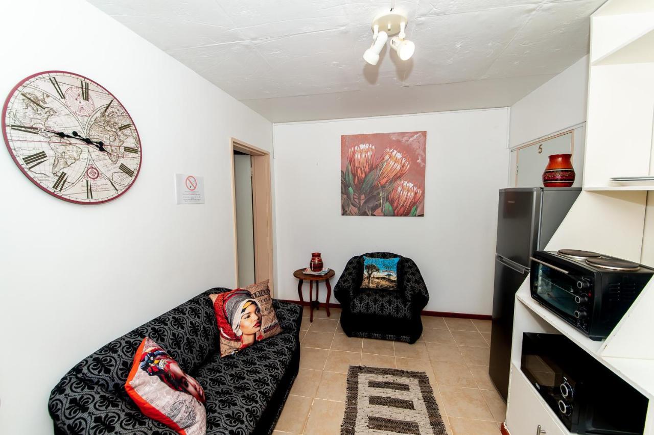Halfmens Cc Elkoweru & Kliprand Guest House Springbok Ngoại thất bức ảnh